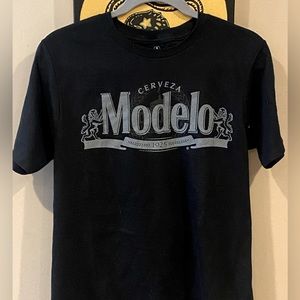 Lightweight like new modelo tee shirt